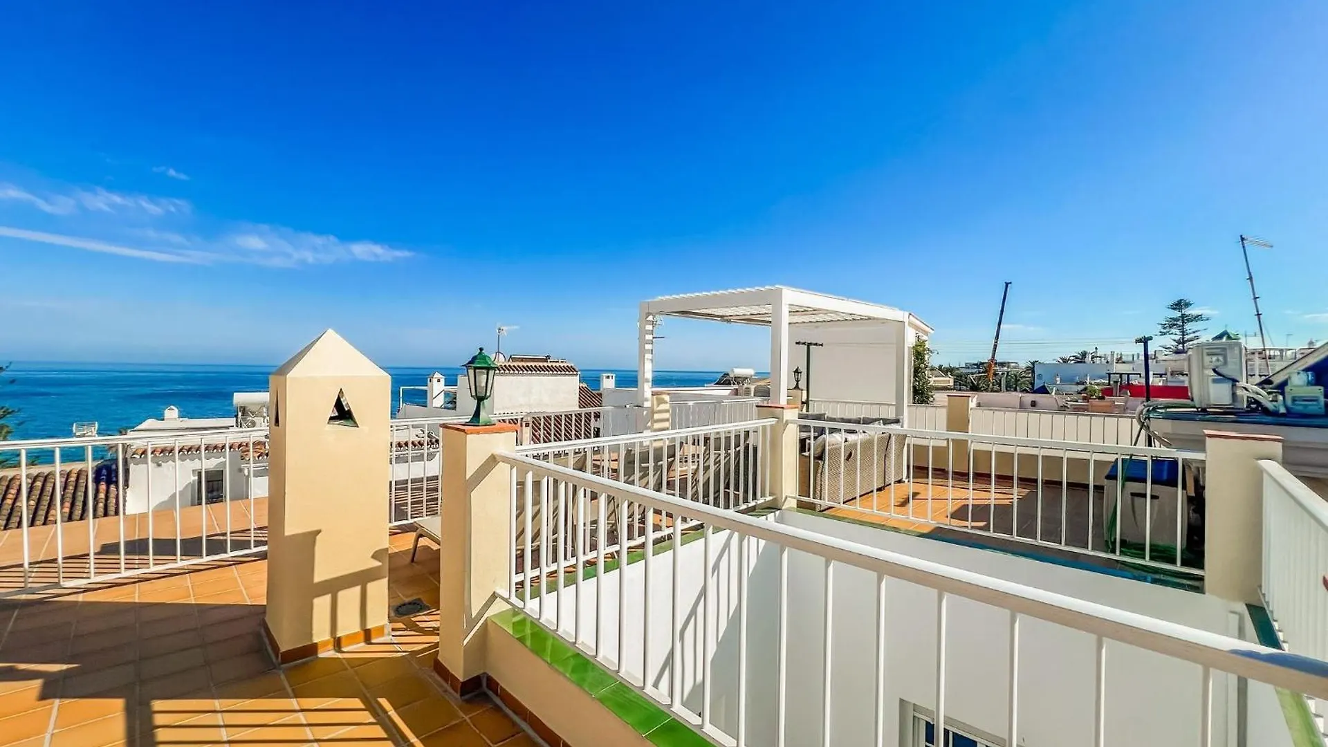 Charming Nerja Apartment With Sea Views