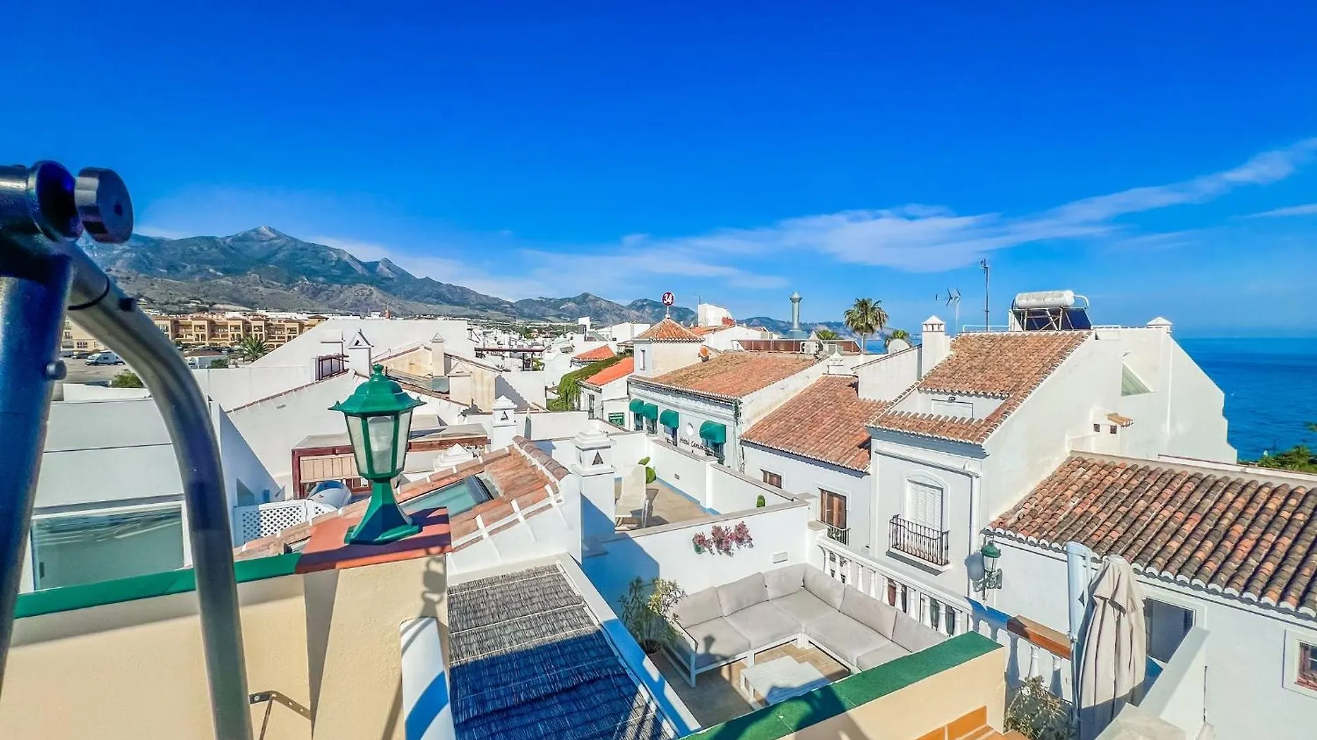 Charming Nerja Apartment With Sea Views